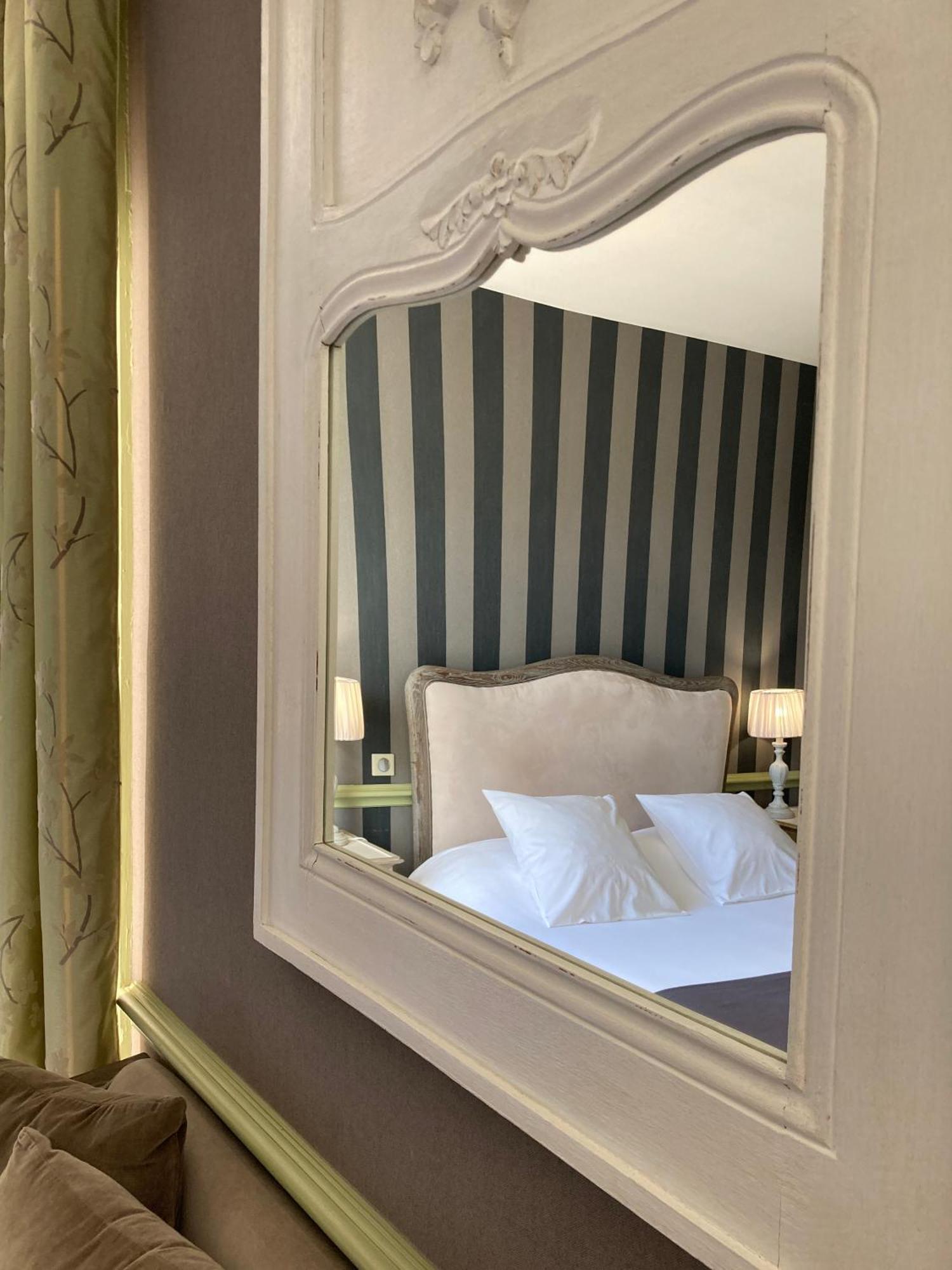 Hotel Helvie - Teritoria Vals-les-Bains Exterior photo